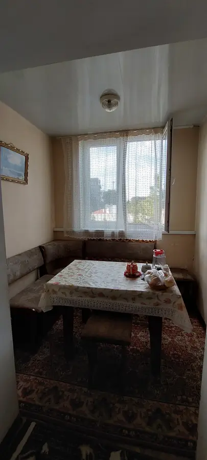 4-комнатная квартира − 90 м², 4/4 этаж