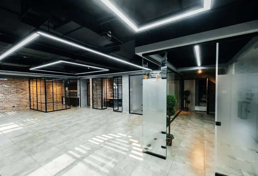 Ijaraga ofis − 100 m²