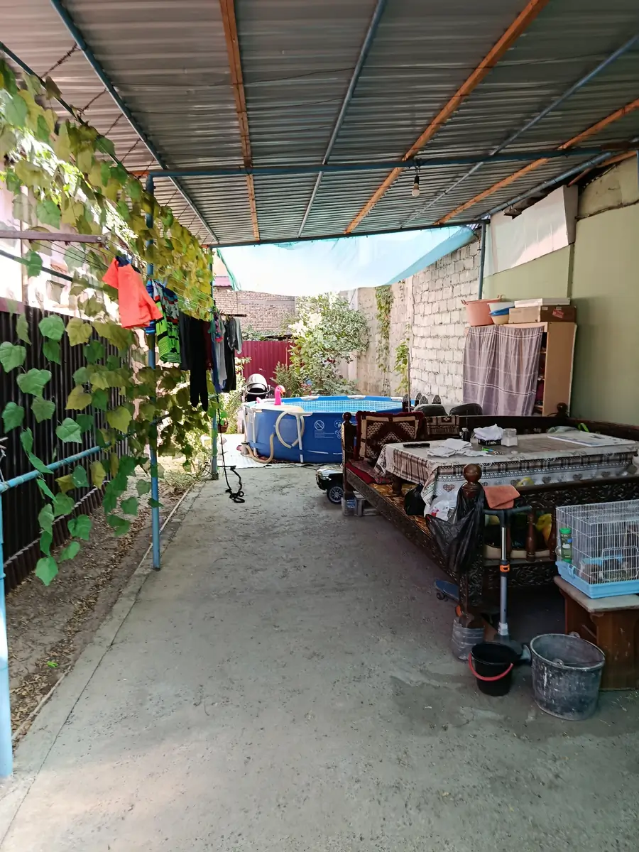 2 qavatli uy − 140 m², 2.4 sot. 