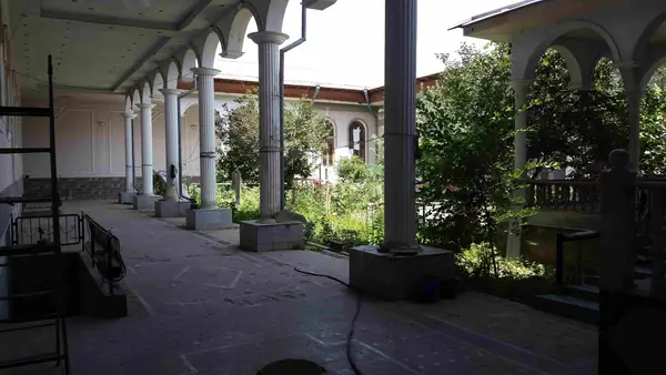 1 qavatli uy − 250 m², 16 sot. 
