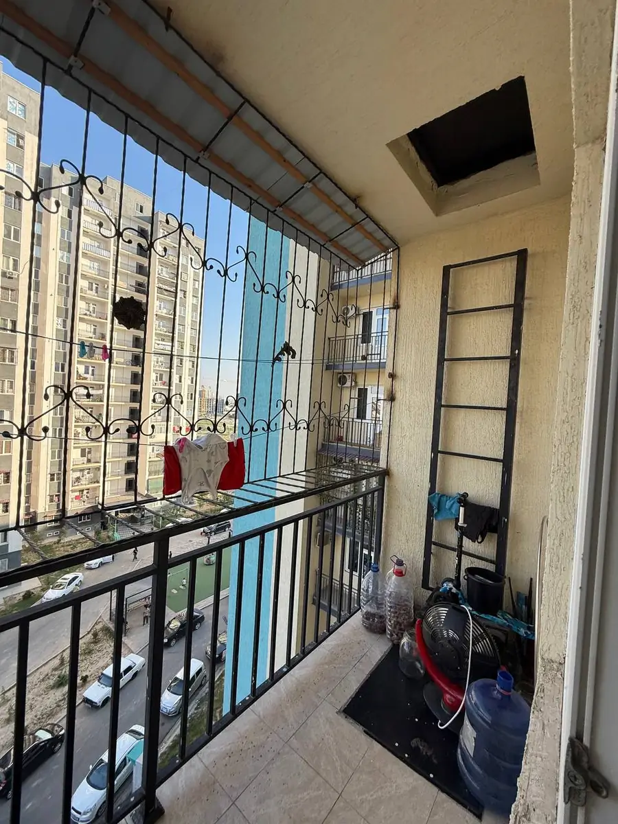 2 xonali kvartira sotiladi − 56 m²