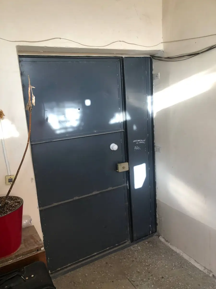 Продается 3-комнатная квартира − 97 м²