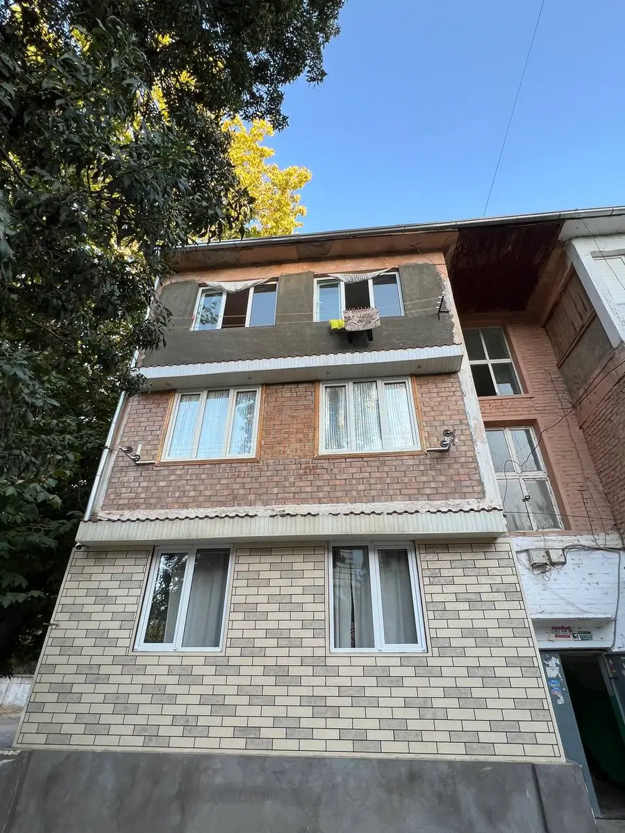 3 xonali kvartira − 67.4 m², 2/3 qavat