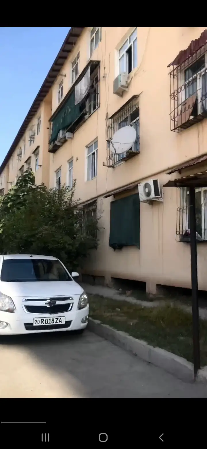 Продается 2-комнатная квартира − 72 м²