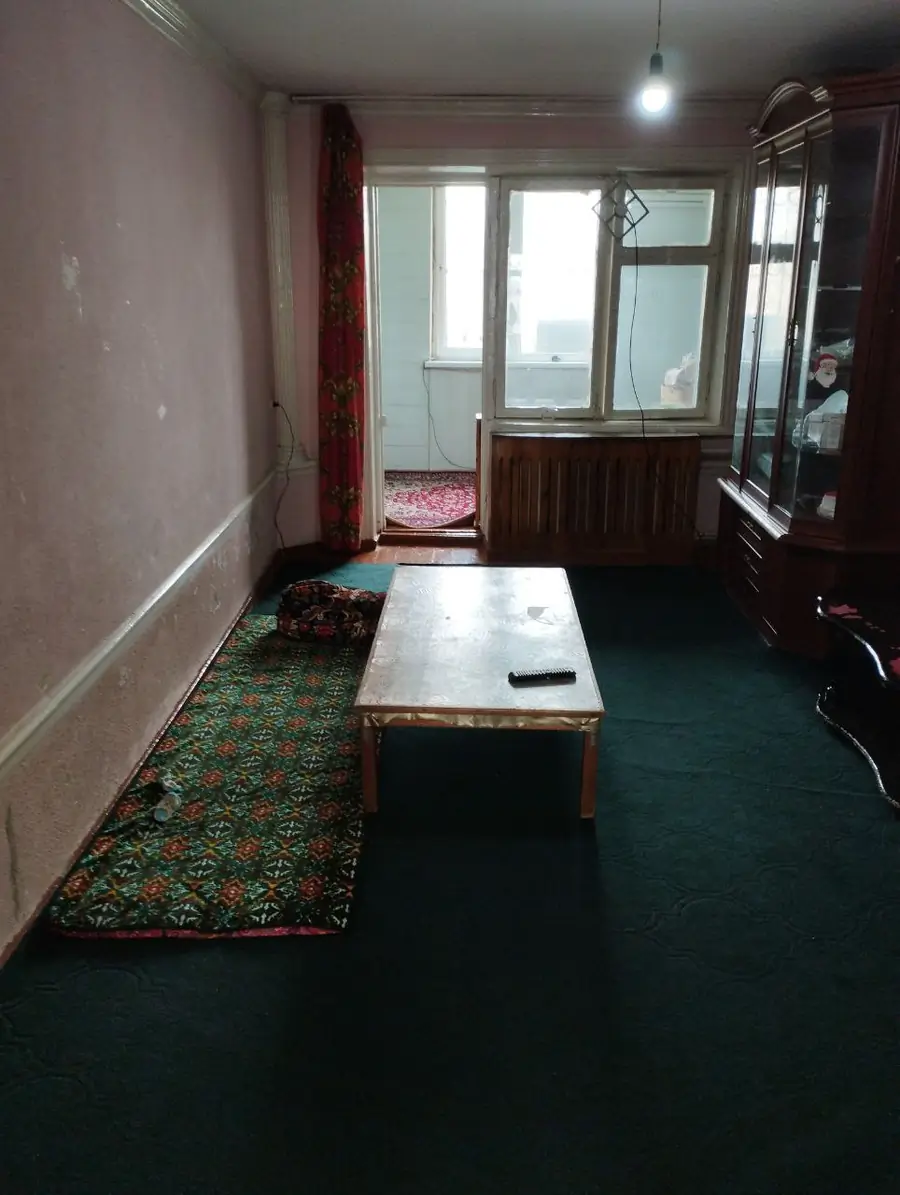 Продается 2-комнатная квартира − 53 м²