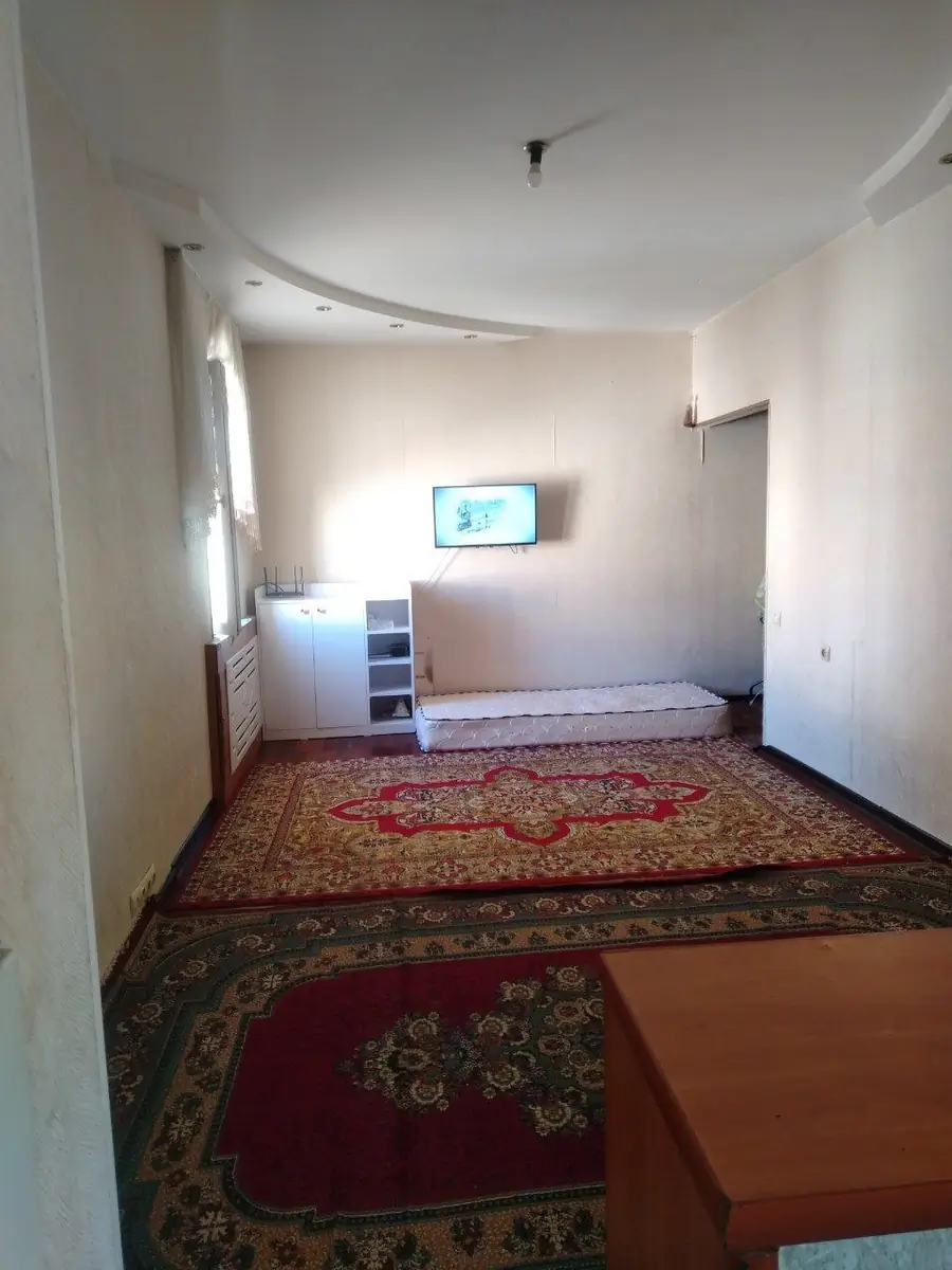 2-комнатная квартира − 57 м², 5/5 этаж