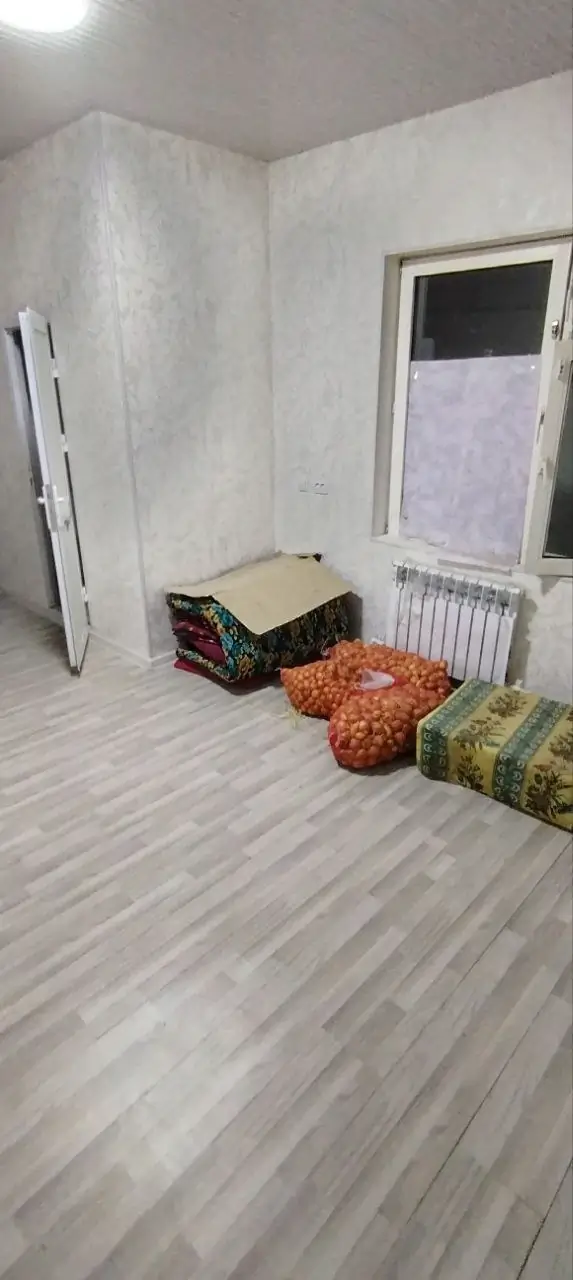 1-этажный дом − 17 м², 0.2 сот.