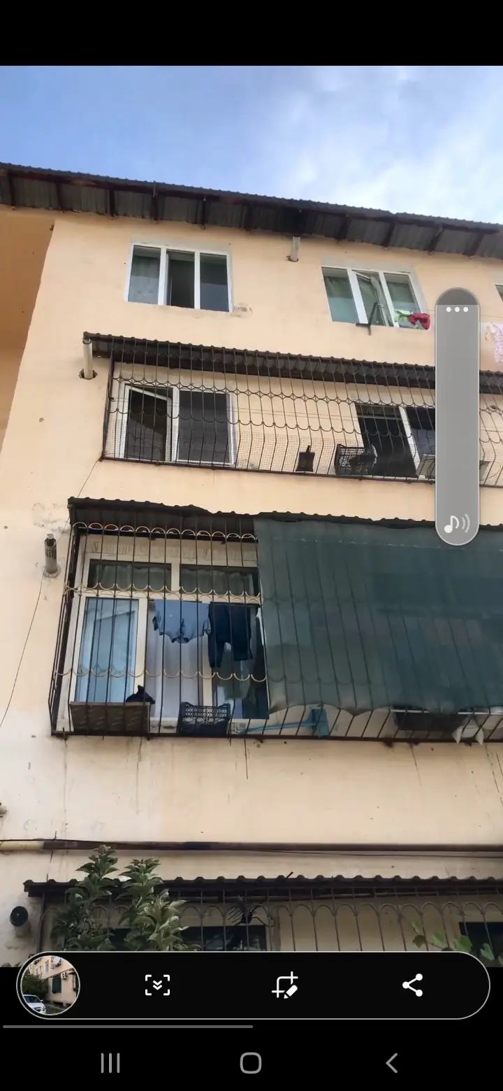 Продается 2-комнатная квартира − 72 м²