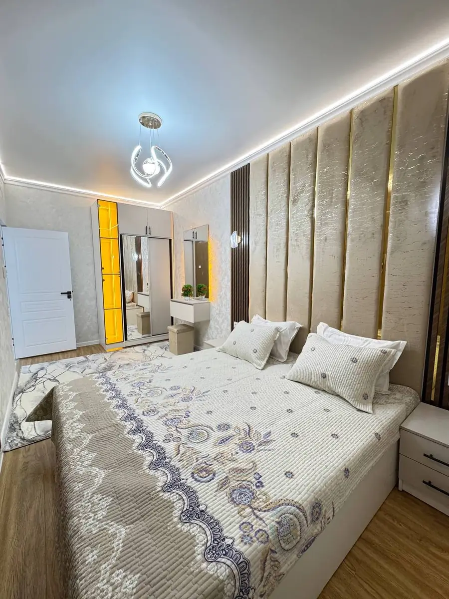 Продается 2-комнатная квартира − 48 м²