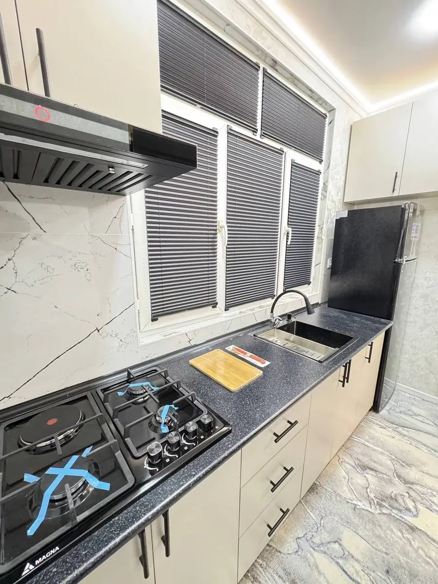 Продается 2-комнатная квартира − 48 м²