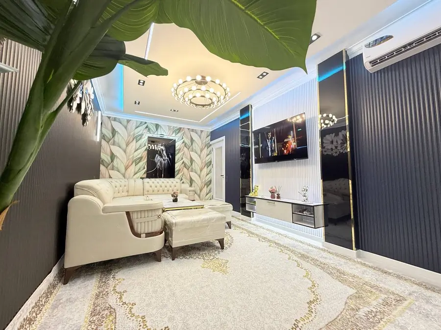 3 xonali kvartira sotiladi − 72 m²