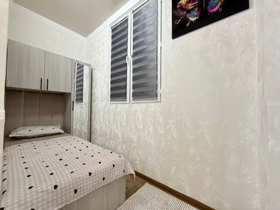 2 xonali kvartira sotiladi − 48 m²