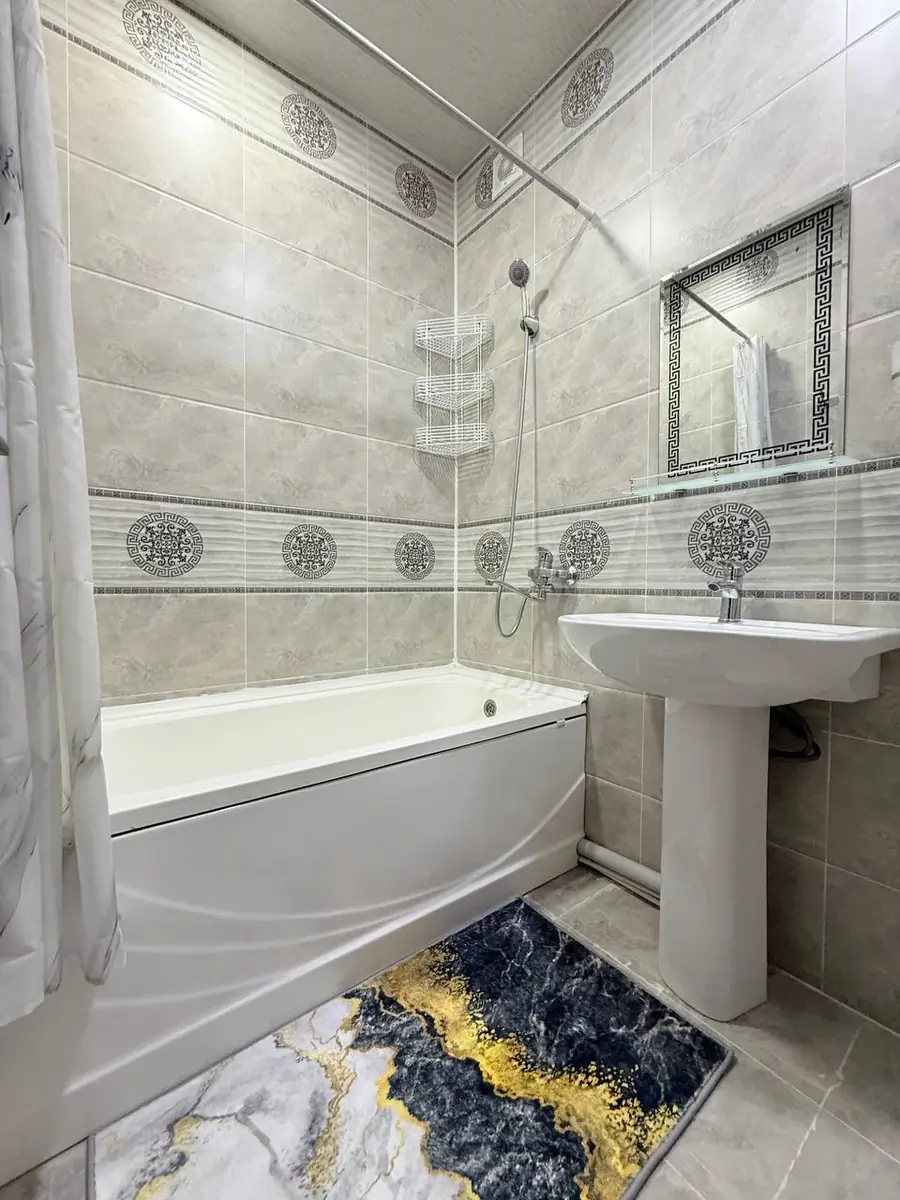 2 xonali kvartira sotiladi − 48 m²