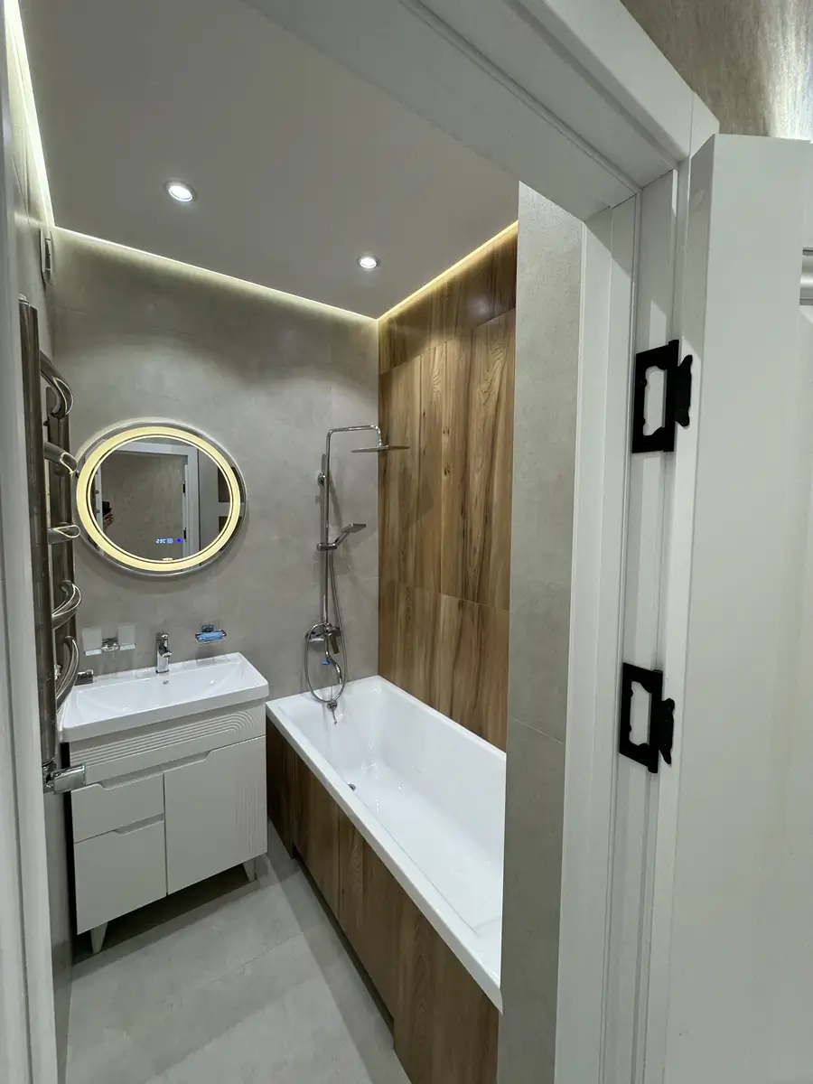 3 xonali kvartira sotiladi − 78 m²