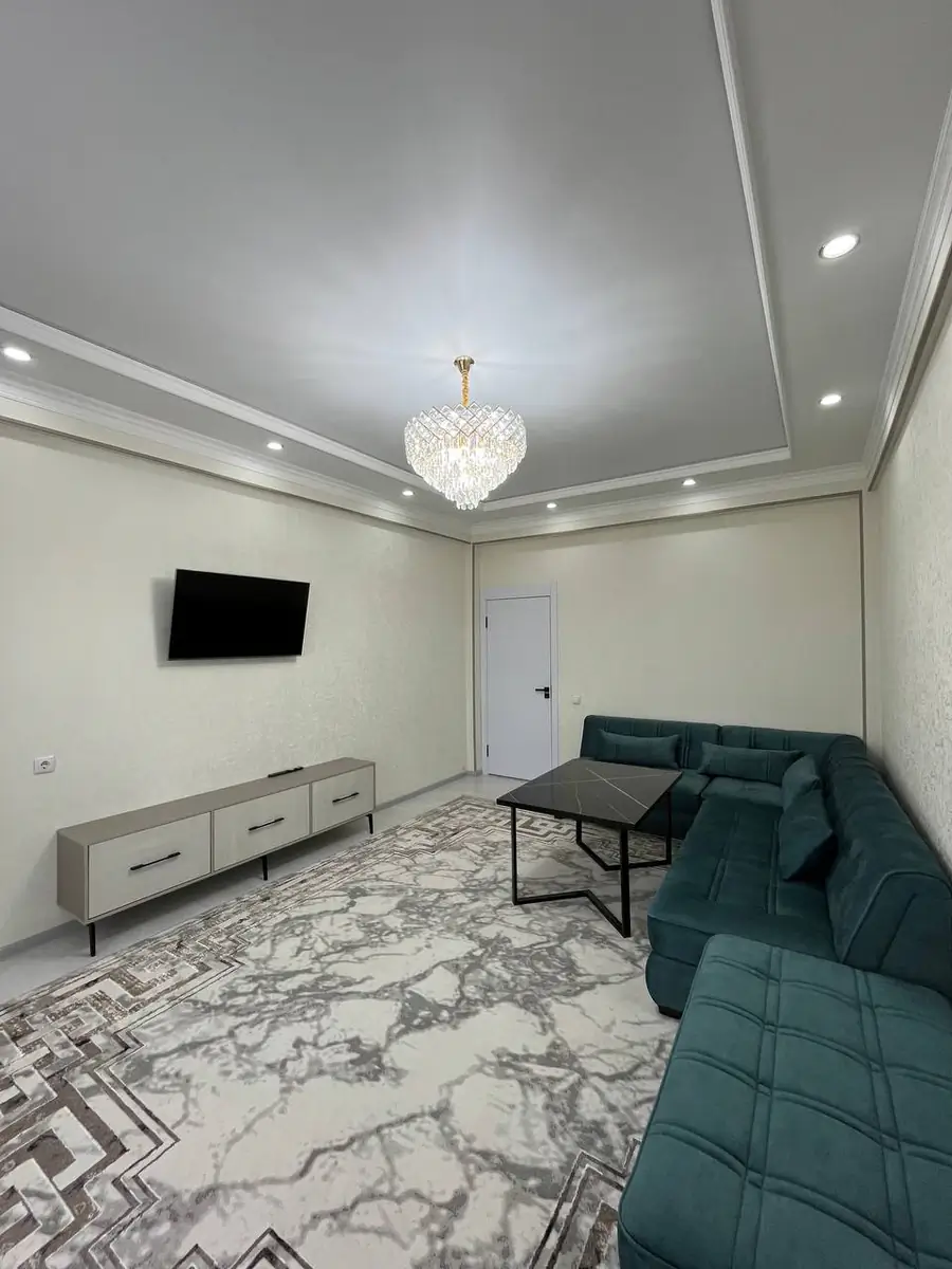 3-комнатная квартира − 90 м², 5/12 этаж