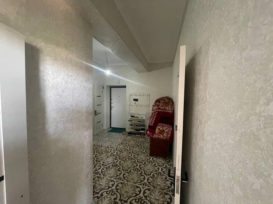 2 xonali kvartira sotiladi − 61.5 m²