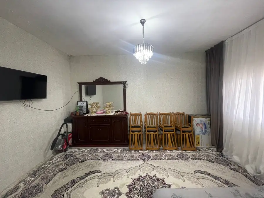 2 xonali kvartira sotiladi − 61.5 m²