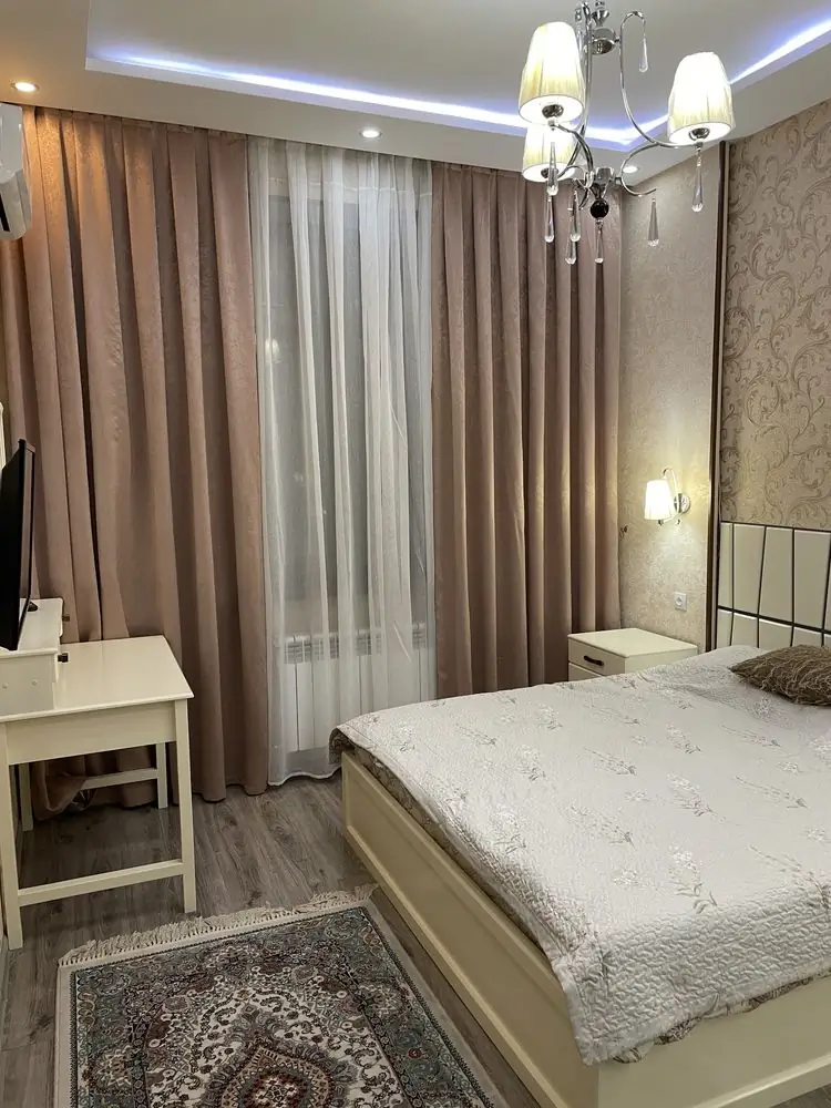 2-комнатная квартира − 43 м², 3/5 этаж