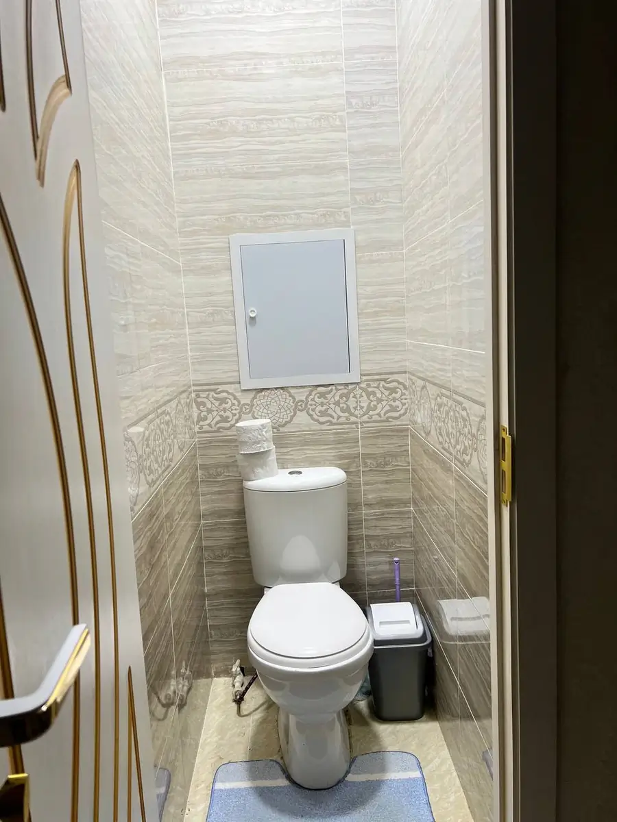 Продается 4-комнатная квартира − 66 м²