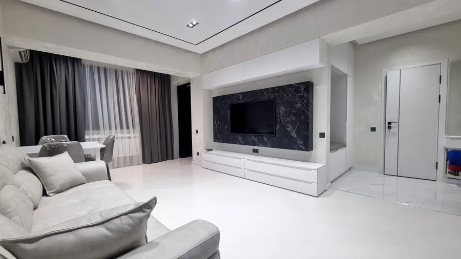 Сдается 2-комнатная квартира − 50 м²