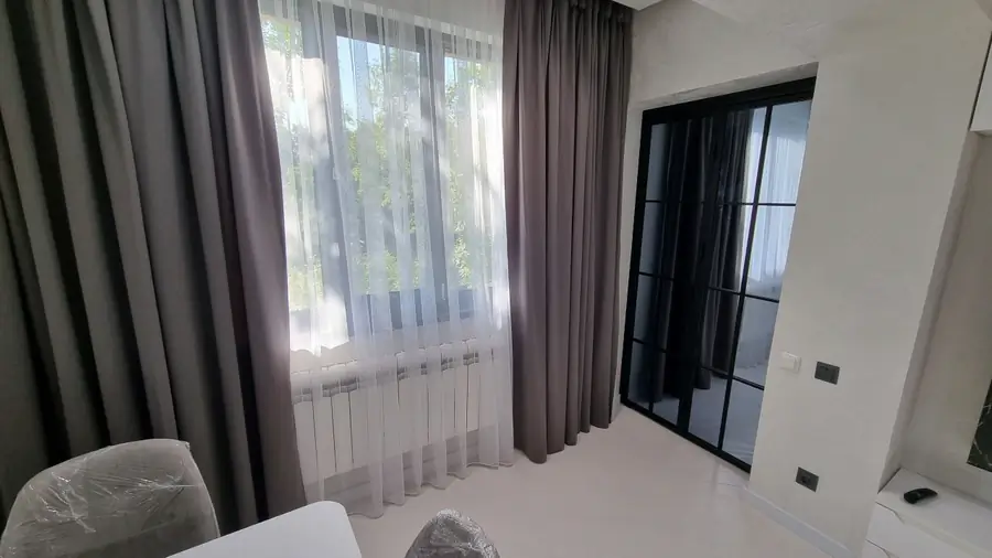 Сдается 2-комнатная квартира − 50 м²