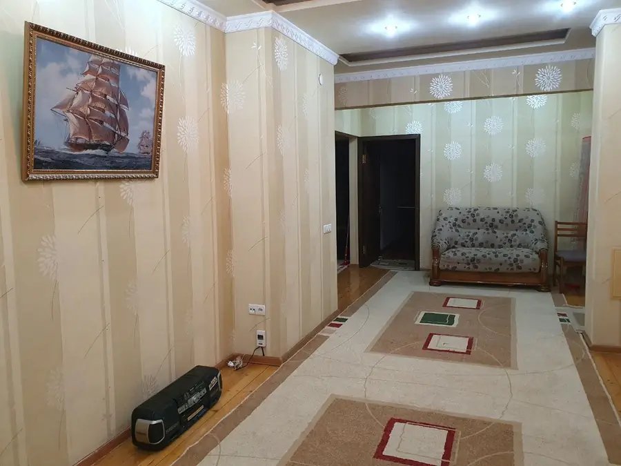 3 xonali kvartira − 80 m², 3/9 qavat