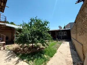 2-этажный дом − 200 м², 3.9 сот.