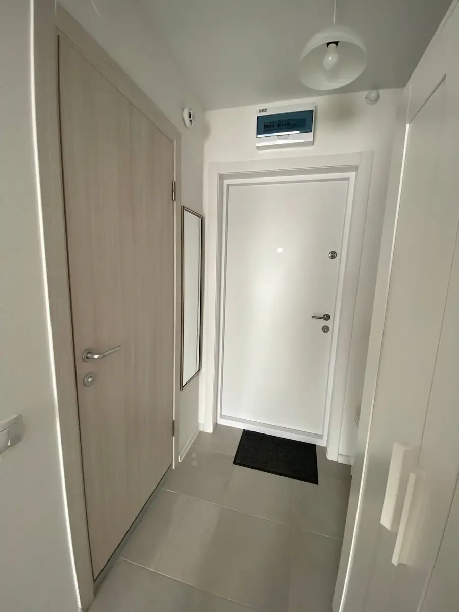 1-комнатная квартира − 38 м², 2/5 этаж