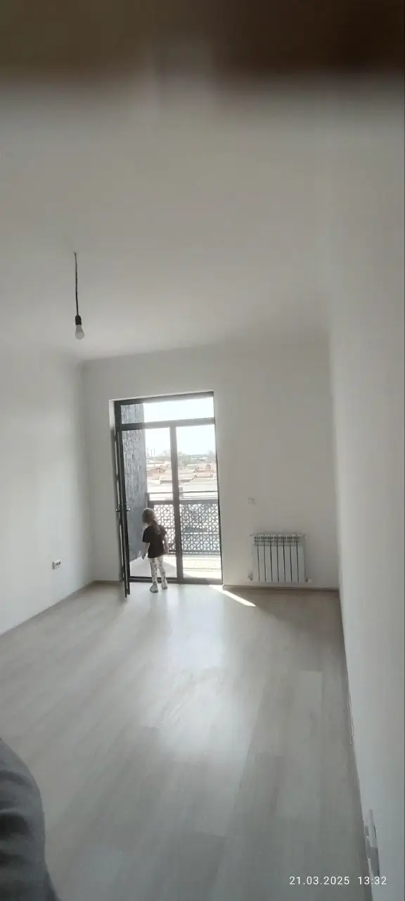 Сдается 2-комнатная квартира − 55 м²