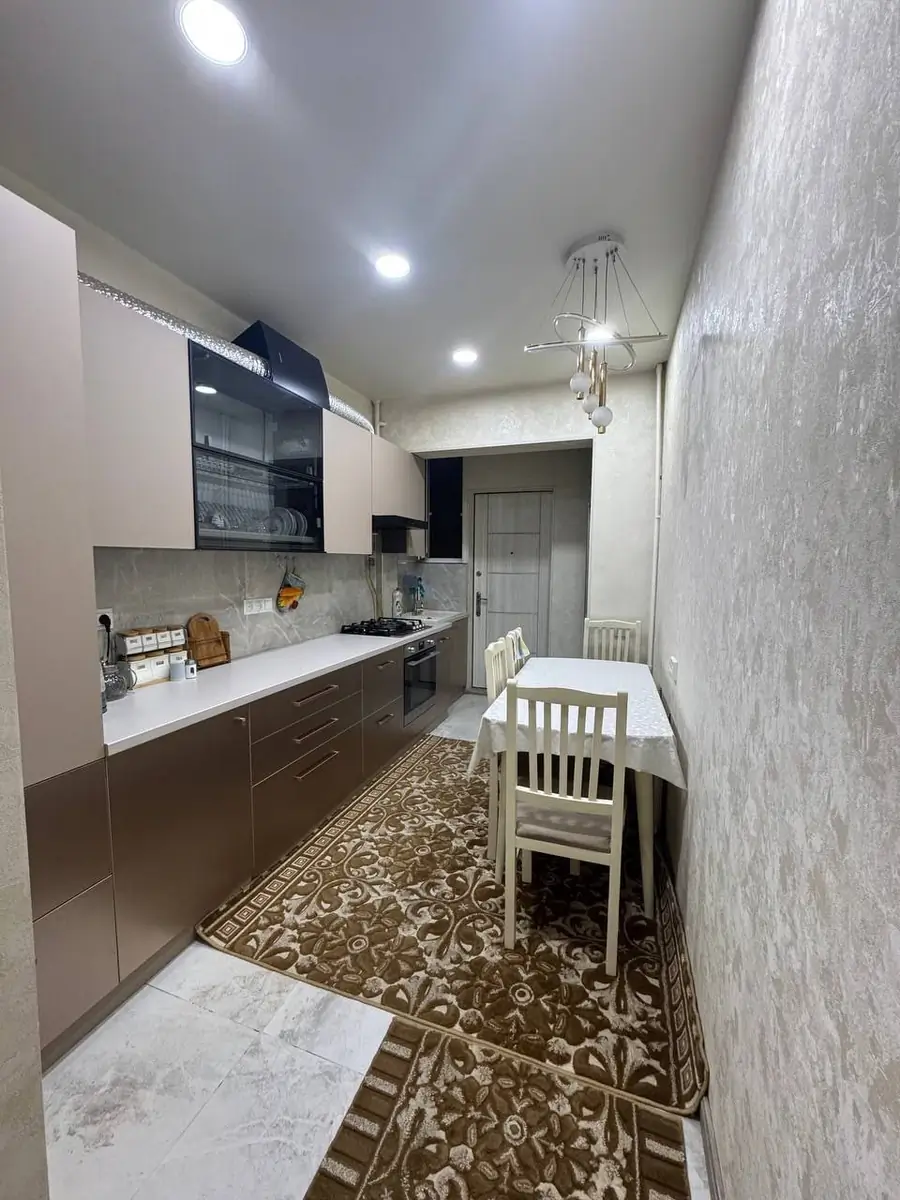 3 xonali kvartira − 74 m², 1/9 qavat
