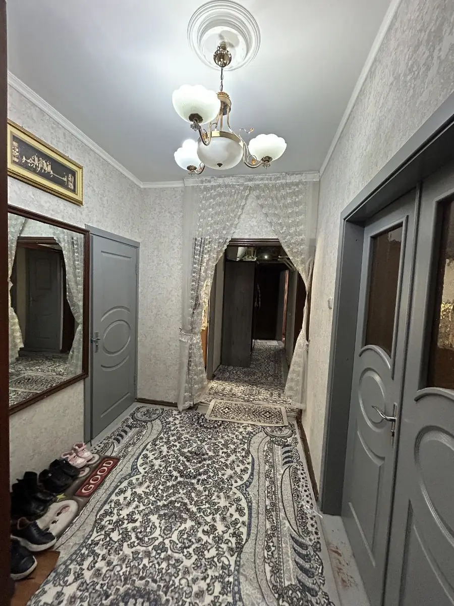 4-комнатная квартира − 97 м², 4/5 этаж