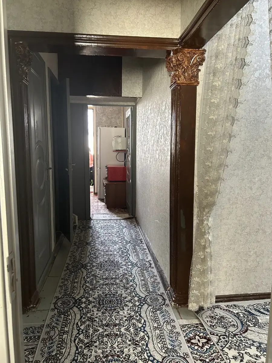 4 xonali kvartira sotiladi − 97 m²