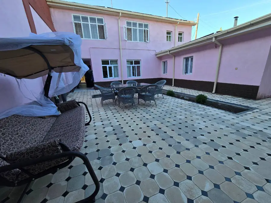 Сдается 2-этажный дом − 4 м²