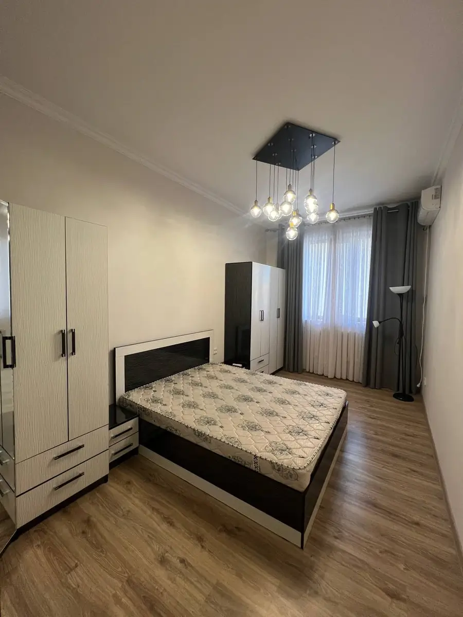 2-комнатная квартира − 67.7 м², 4/5 этаж