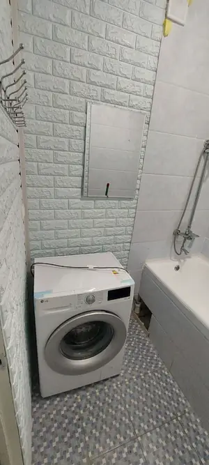 2-комнатная квартира − 45 м², 4/4 этаж