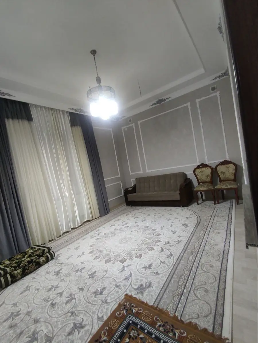 1 qavatli uy − 200 m², 6 sot. 