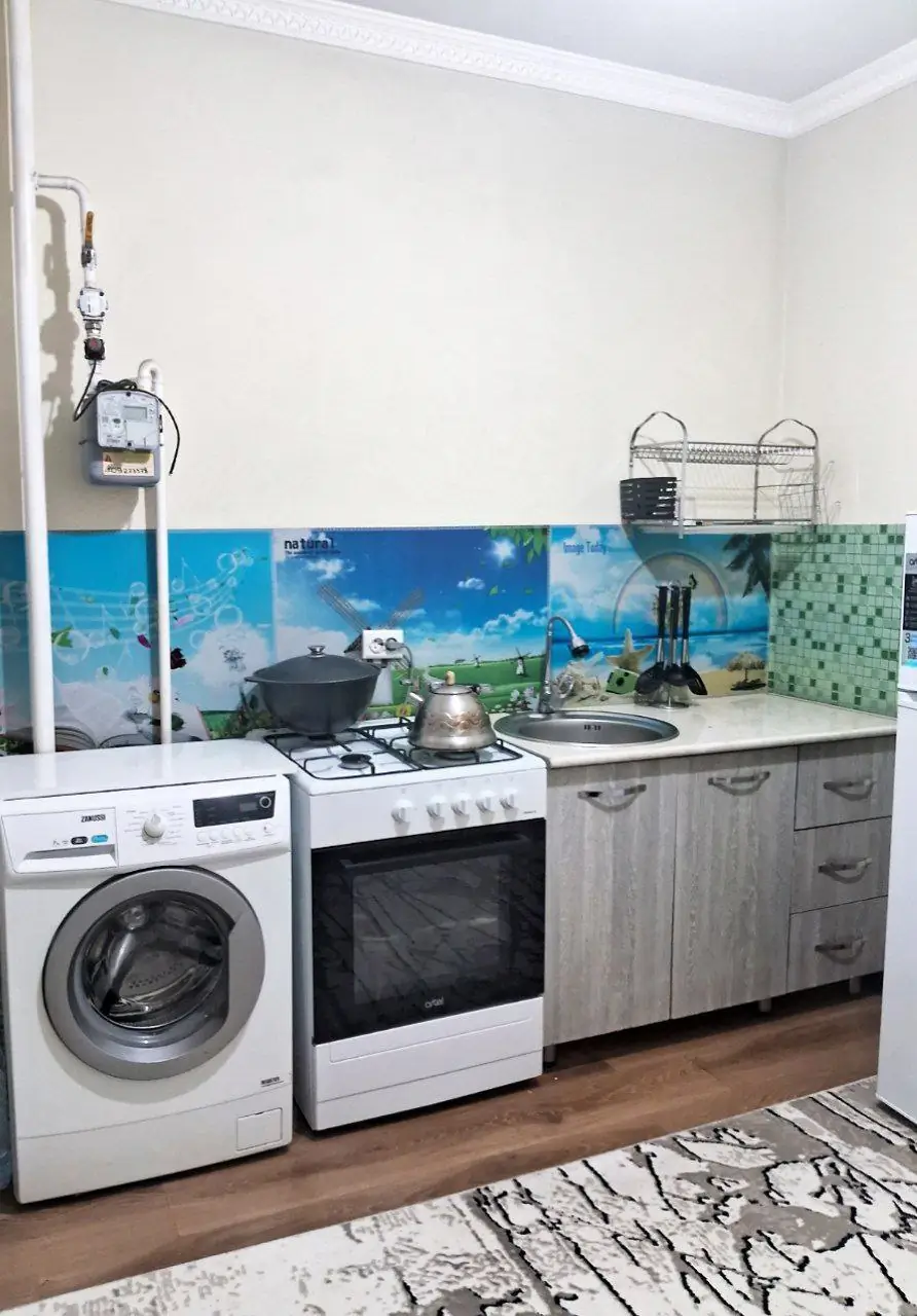 Сдается 2-комнатная квартира − 50 м²