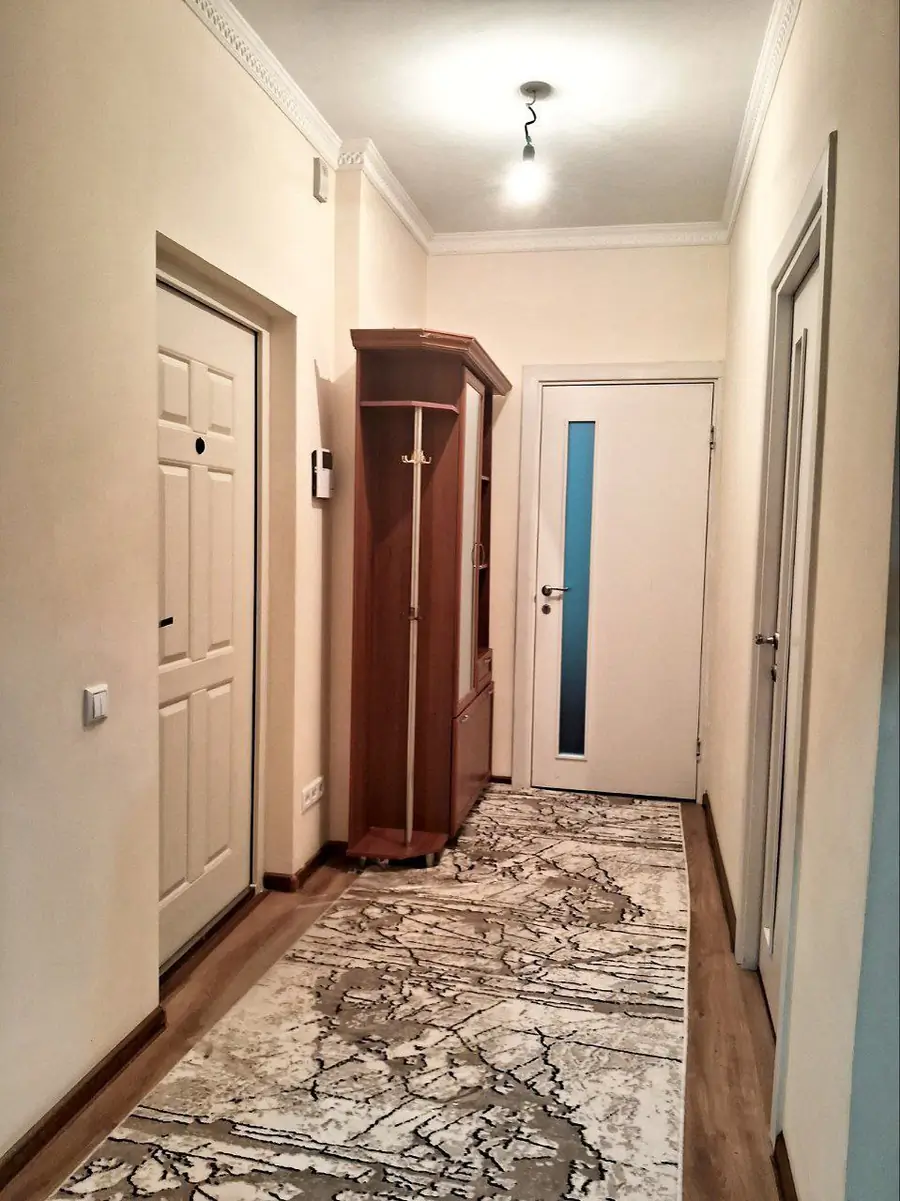 Сдается 2-комнатная квартира − 50 м²