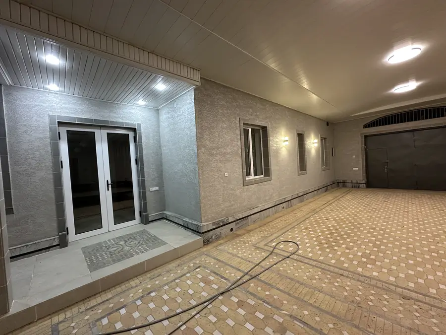 1 qavatli uy − 600 m², 6 sot. 