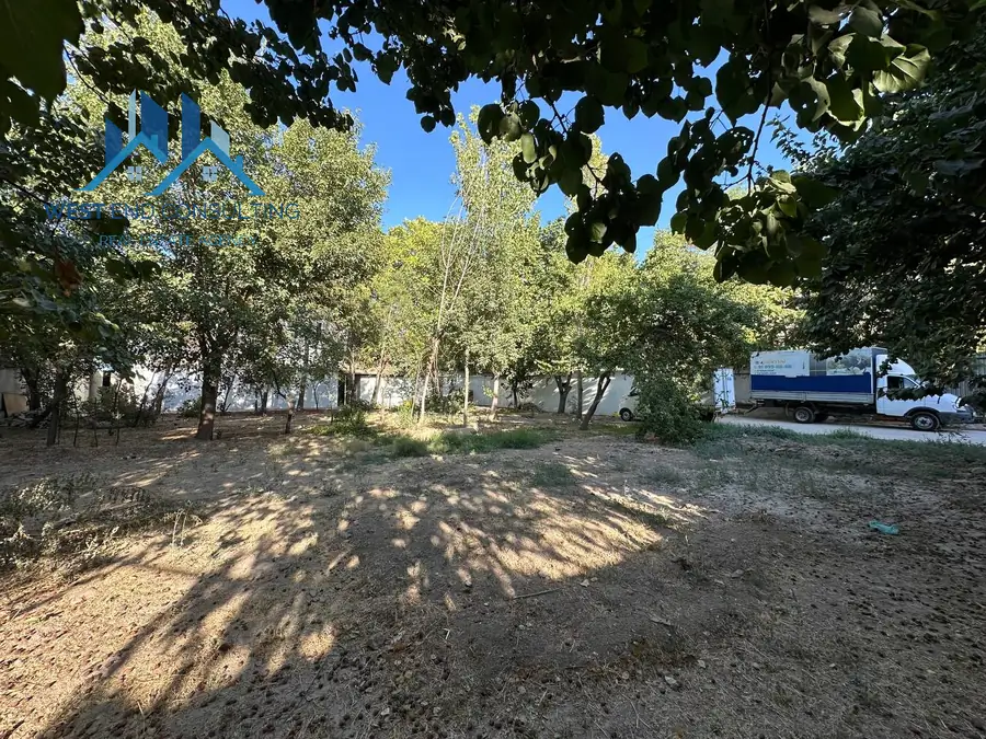 Ofis sotiladi − 448 m²