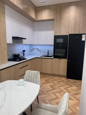 2-комнатная квартира − 62 м², 4/5 этаж
