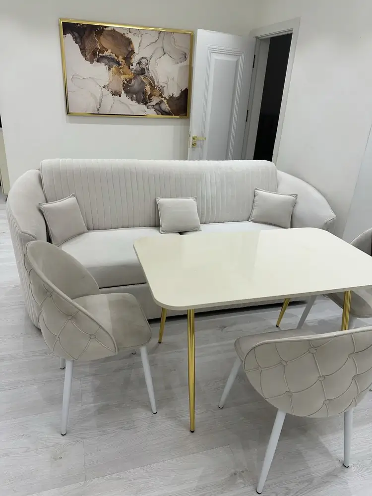 2-комнатная квартира − 56 м², 3/5 этаж