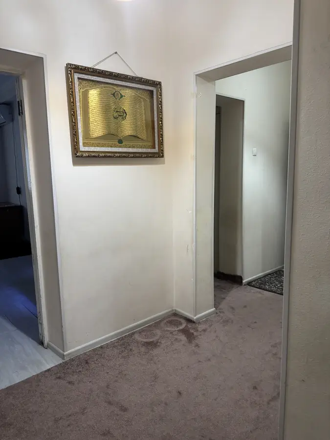 3 xonali kvartira sotiladi − 70 m²