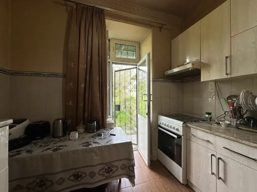 Продается 2-комнатная квартира − 63 м²