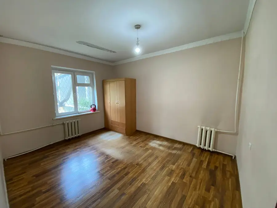 2-комнатная квартира − 62 м², 1/4 этаж