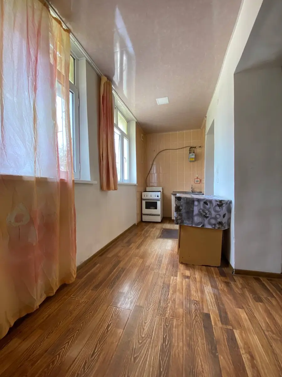 2 xonali kvartira sotiladi − 62 m²