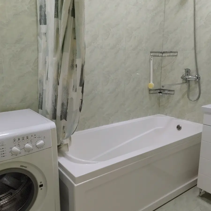 2-комнатная квартира − 61 м², 2/4 этаж