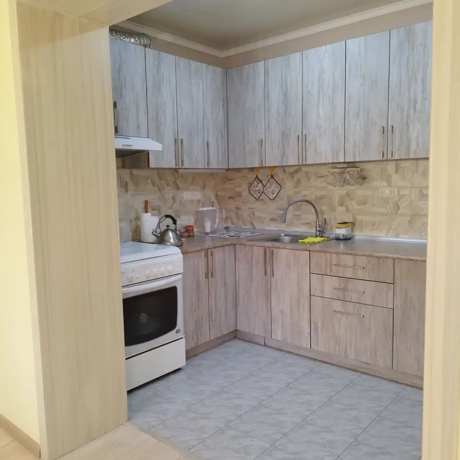 2-комнатная квартира − 61 м², 2/4 этаж