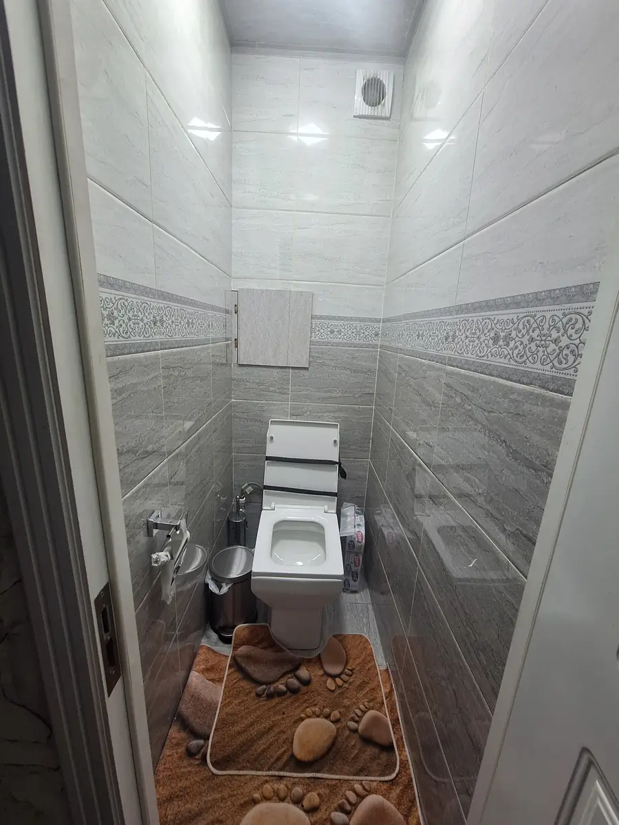 Продается 4-комнатная квартира − 78 м²