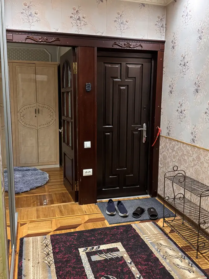 4-комнатная квартира − 80 м², 3/4 этаж